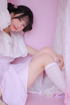 女大学生的沙龙室韩国电影
